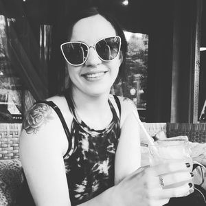 Meet your Posher, Alexandra